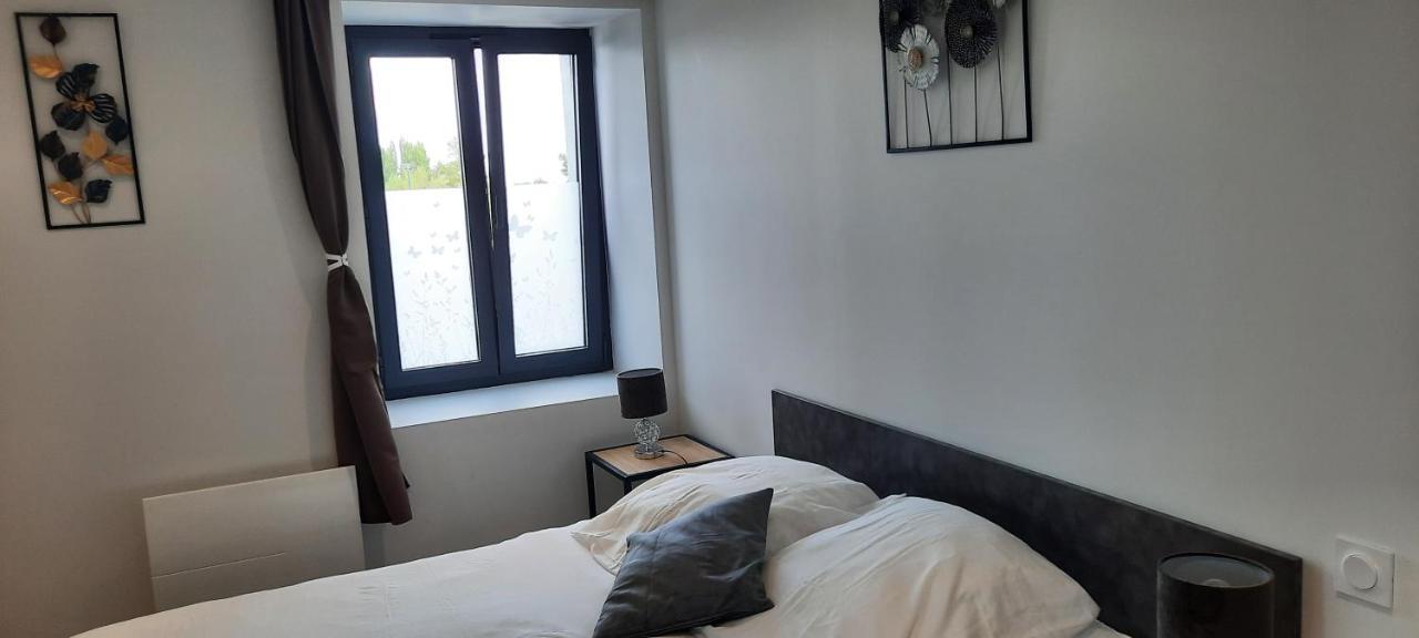 Les Appartements De La B Saint-Benoît-des-Ondes Exterior photo