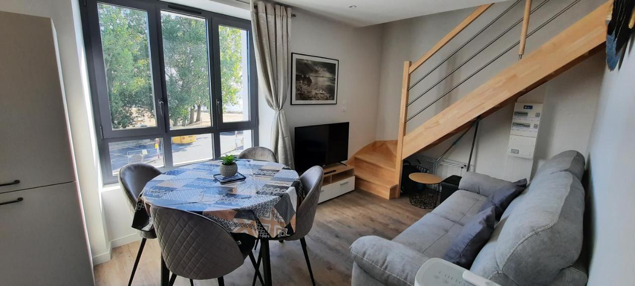 Les Appartements De La B Saint-Benoît-des-Ondes Exterior photo