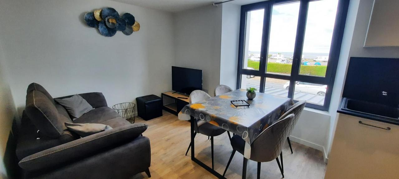 Les Appartements De La B Saint-Benoît-des-Ondes Exterior photo