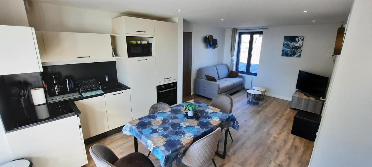 Les Appartements De La B Saint-Benoît-des-Ondes Exterior photo