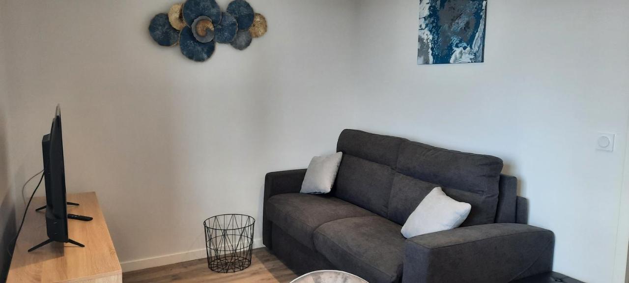 Les Appartements De La B Saint-Benoît-des-Ondes Exterior photo