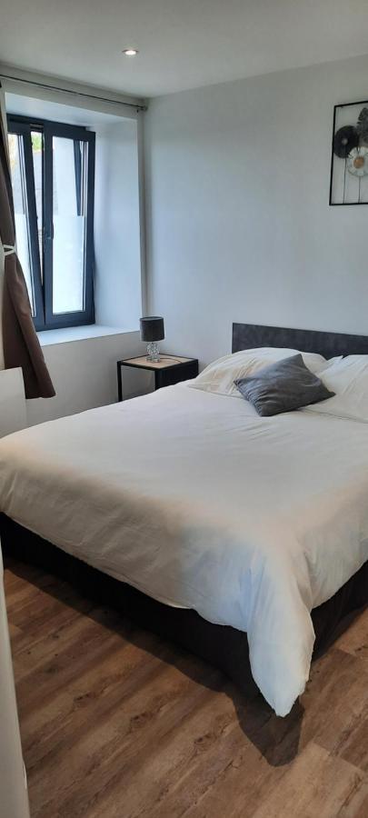 Les Appartements De La B Saint-Benoît-des-Ondes Exterior photo